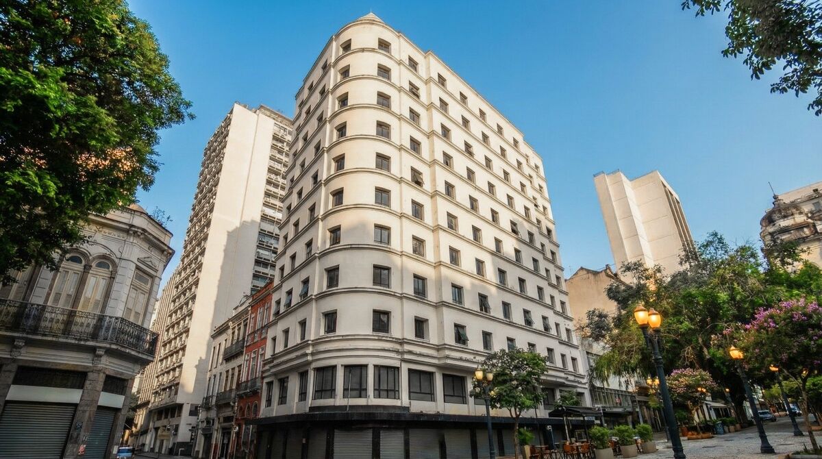Lumière Studios Boutique — Rua Uruguaiana, 118, Centro